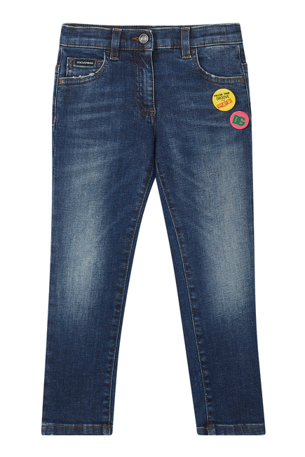 بنطال جينز برقعة شعار الماركة